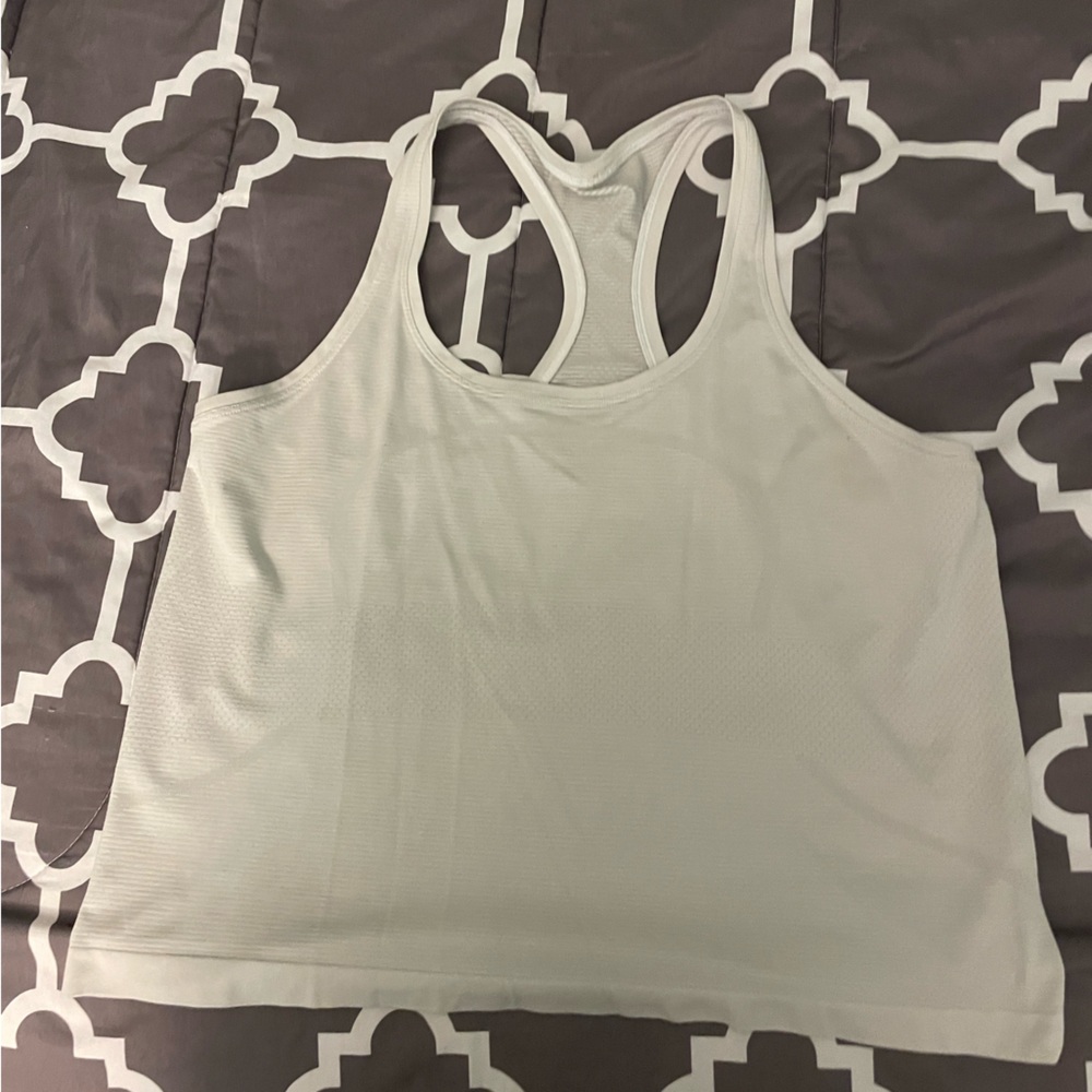 Swiftly Tech Racerback Tank
Top 2.0 *Race Length